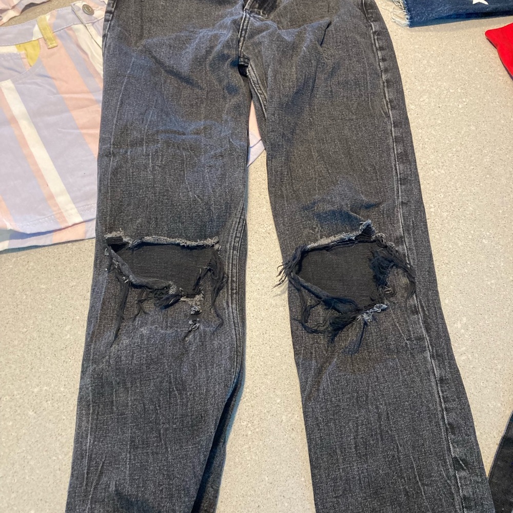 Abercrombie and Fitch The ankle straight ultra high-rise size 2/26